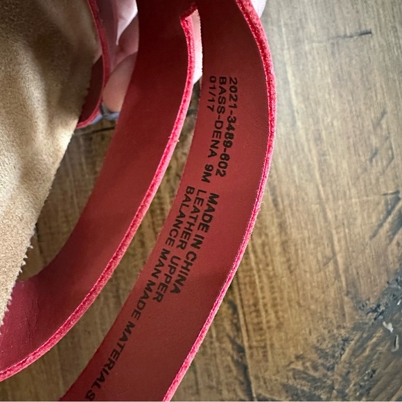 G.H. Bass & Co. Women’s NWT Red Leather Strappy Sandals Size 9 M - Picture 5 of 5